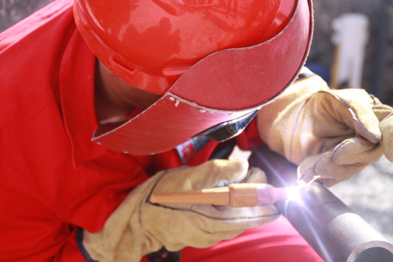 Welding a pipe